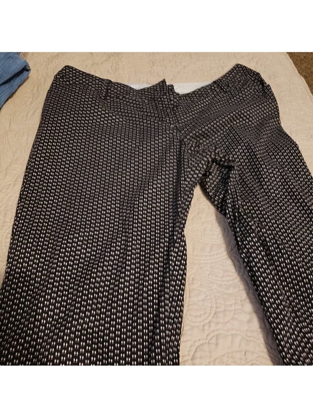 Avenue Black with Brown and White Print Capris
